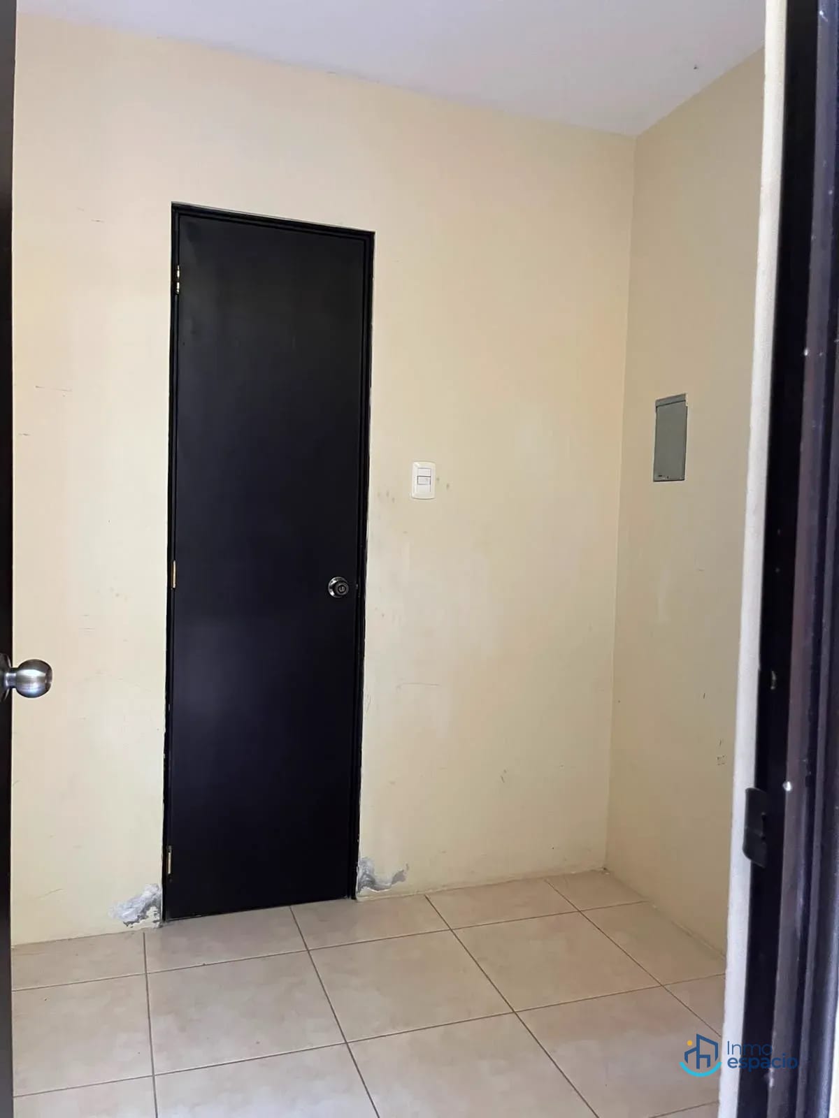 🏡 CASA EN VENTA – ALTOS DE LA ENCINAL 2 — Casa en Venta en El Encinal, Zona 7 Mixco, Guatemala, Ciudad — foto 2 de 17