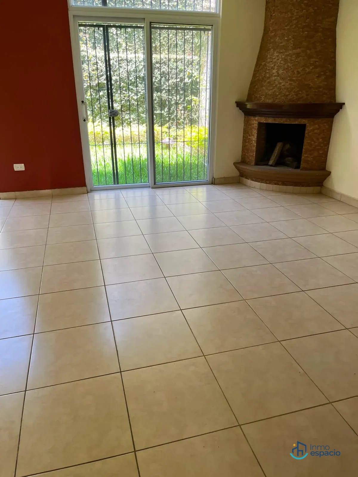 🏡 CASA EN VENTA – ALTOS DE LA ENCINAL 2 — Casa en Venta en El Encinal, Zona 7 Mixco, Guatemala, Ciudad — foto 11 de 17