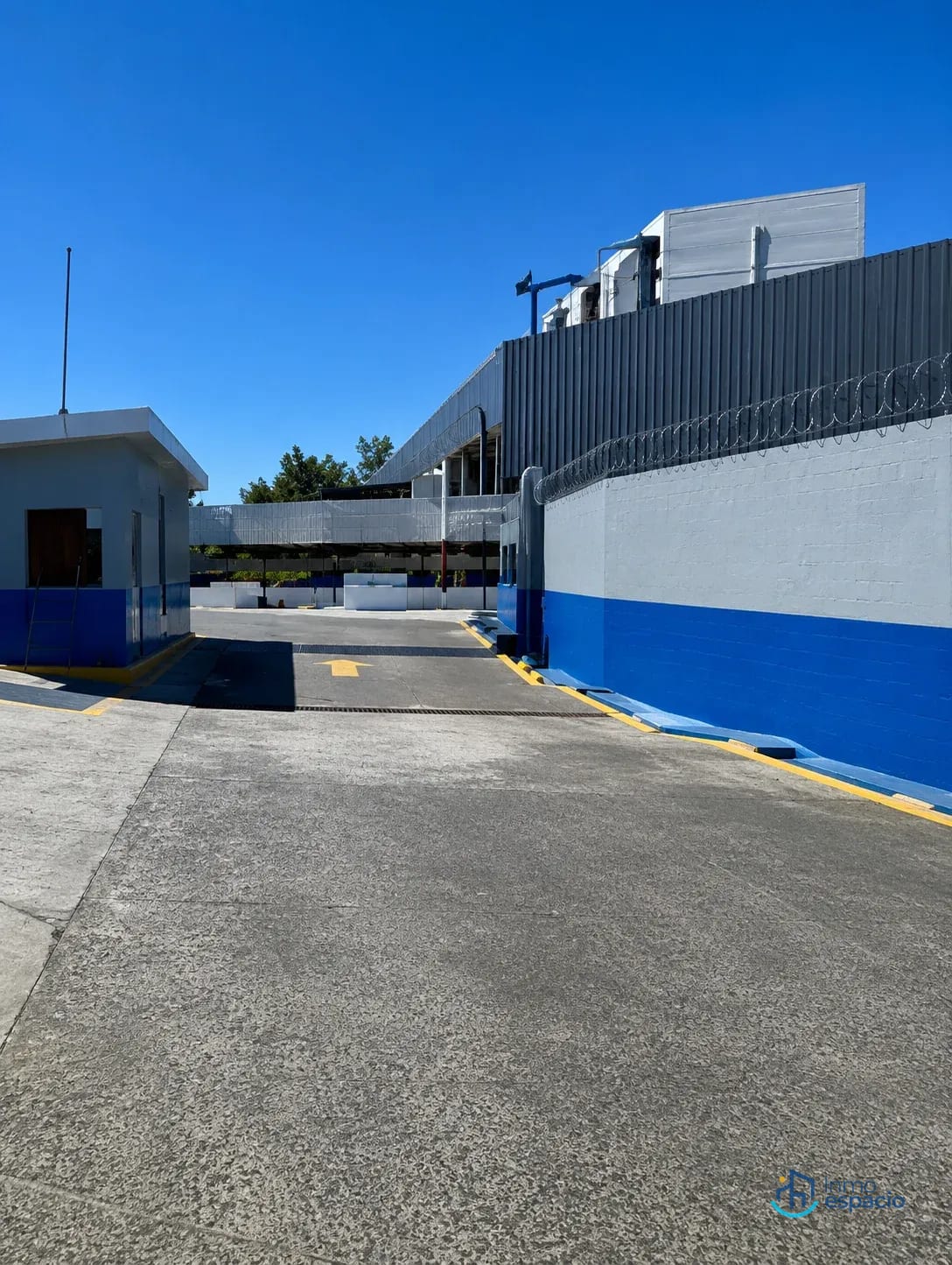 đ BODEGA EN RENTA â KM. 7 RUTA AL ATLĂNTICO, ZONA 17 â Bodega / Ofibodega en Alquiler en Zona 17, Guatemala, Ciudad â foto 4 de 5