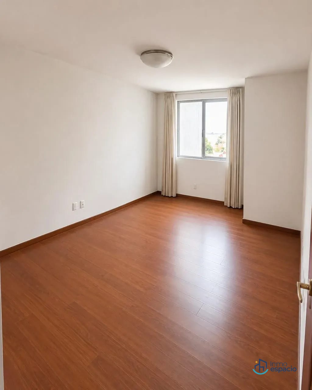 Apartamento en alquiler - Zona 15 — Apartamento en Alquiler en Botticelli, Zona 15, Guatemala, Ciudad — foto 5 de 10