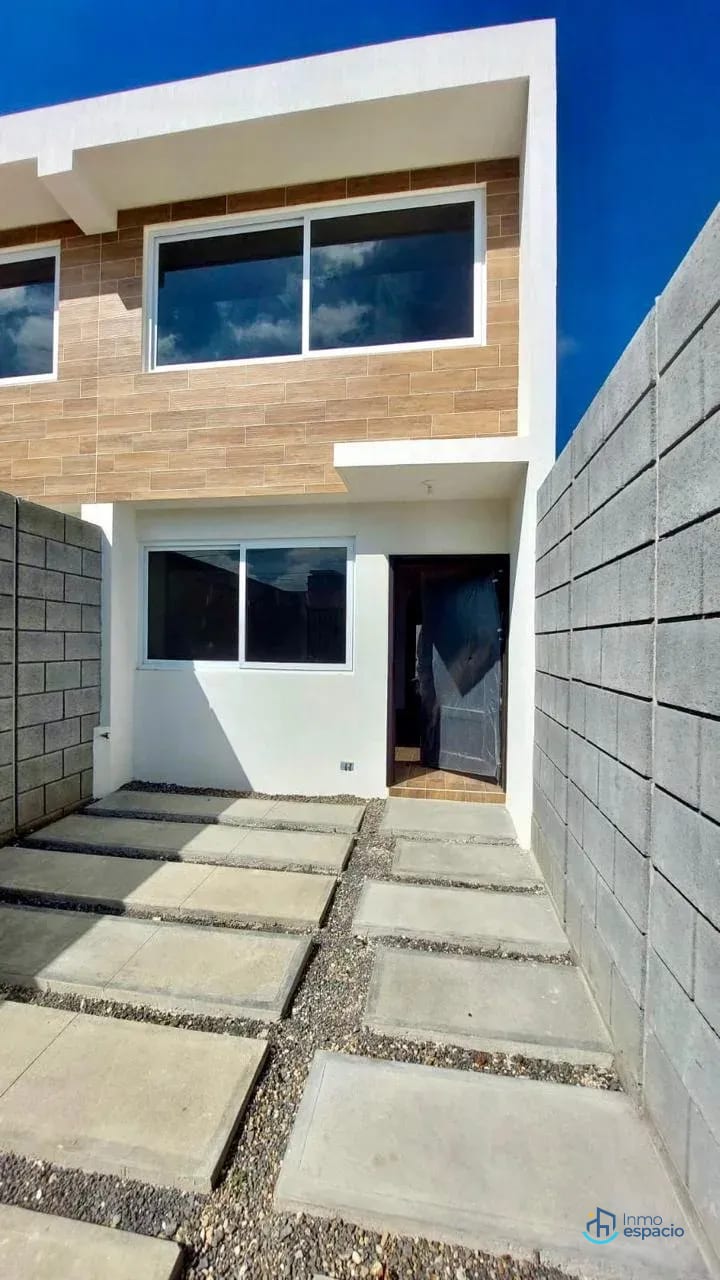 Casa tipo TownHouse en Zona 16 — Casa en Alquiler en Hacienda Real, Zona 16, Guatemala, Ciudad — foto 9 de 9