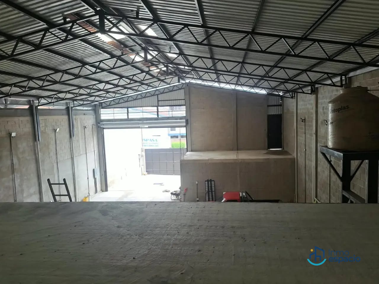 Bodega en renta - Zona 2 de Mixco — Bodega / Ofibodega en Alquiler en Zona 2 Mixco, Guatemala, Ciudad — foto 2 de 5