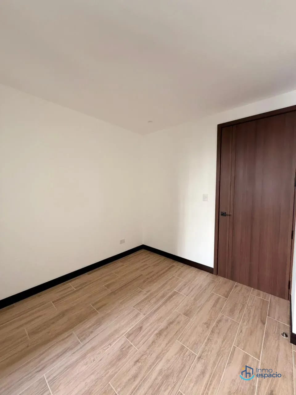 Apartamento en renta en Zona 13 — Apartamento en Alquiler en Zona 13, Guatemala, Ciudad — foto 5 de 11