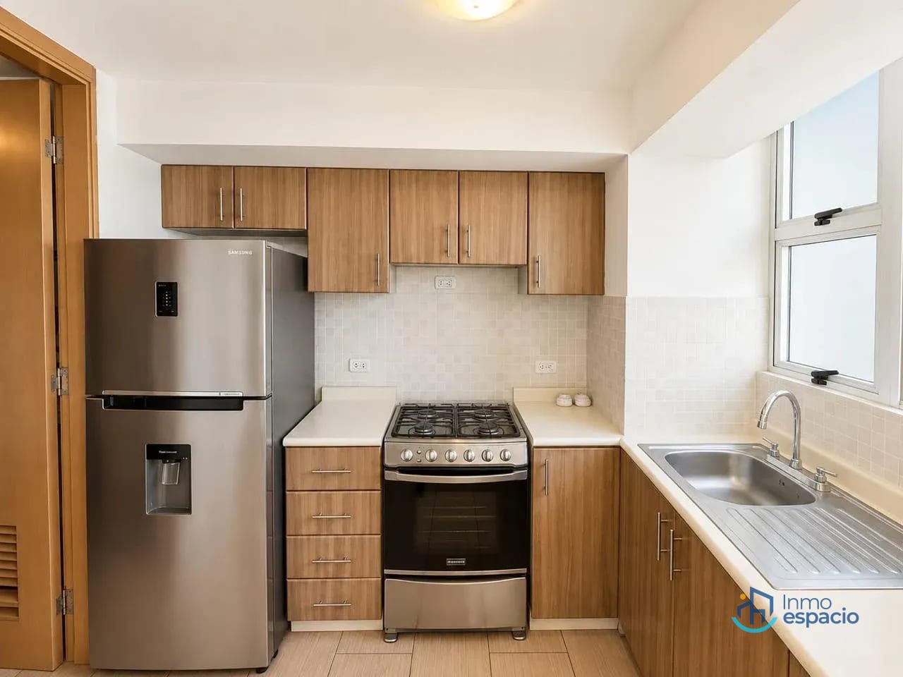 Apartamento en renta en Zona 14 — Apartamento en Alquiler en La Villa, Zona 14, Guatemala, Ciudad — foto 4 de 12