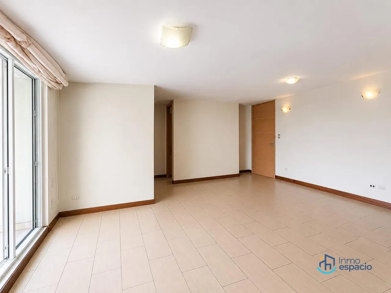 Apartamento en renta en Zona 14 — Apartamento en Alquiler en La Villa, Zona 14, Guatemala, Ciudad — foto 5 de 12
