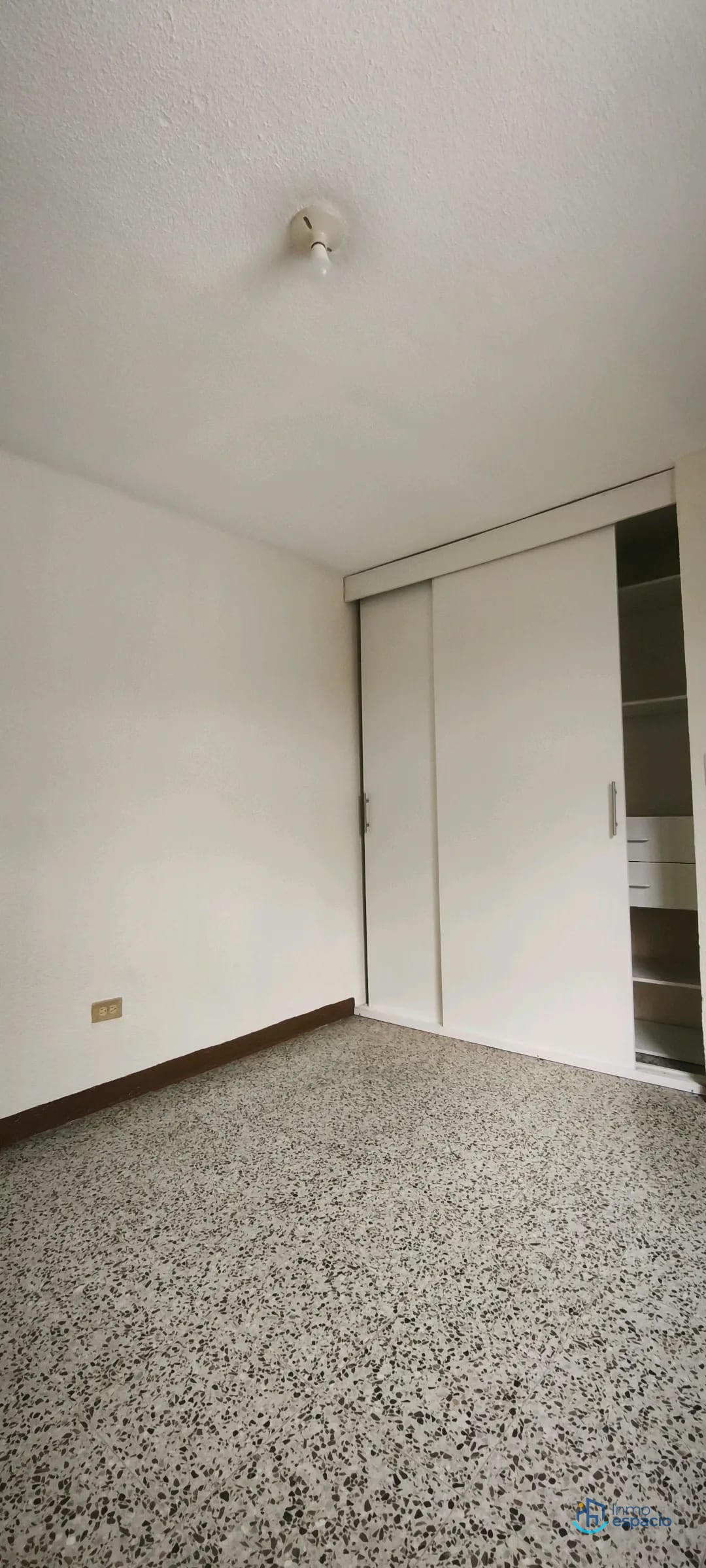 Casa en venta en Zona 12 — Casa en Venta en Avenida Petapa, Zona 12, Guatemala, Ciudad — foto 12 de 17