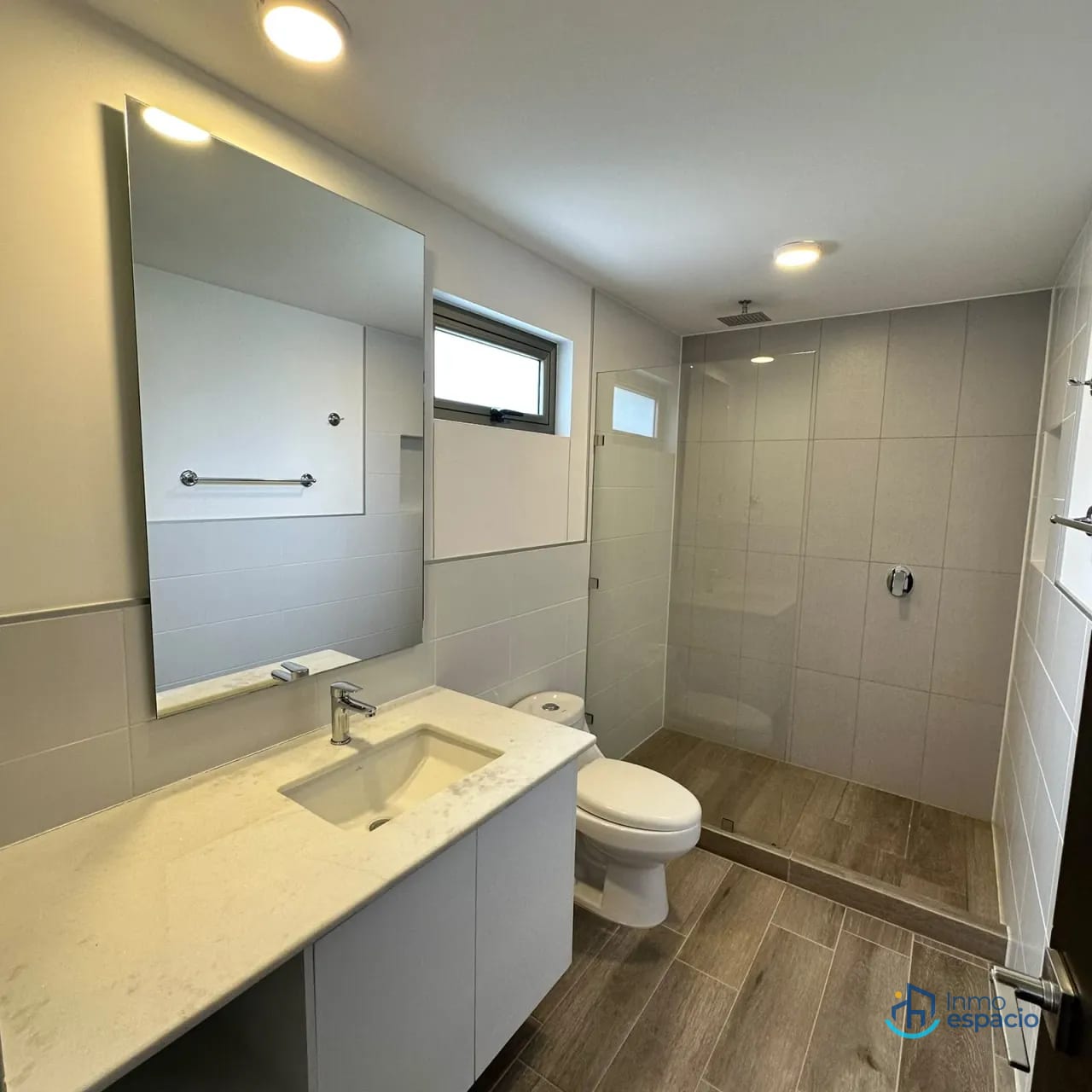 Apartamento en alquiler en Zona 14 — Apartamento en Alquiler en Segheria, Zona 14, Guatemala, Ciudad — foto 7 de 15