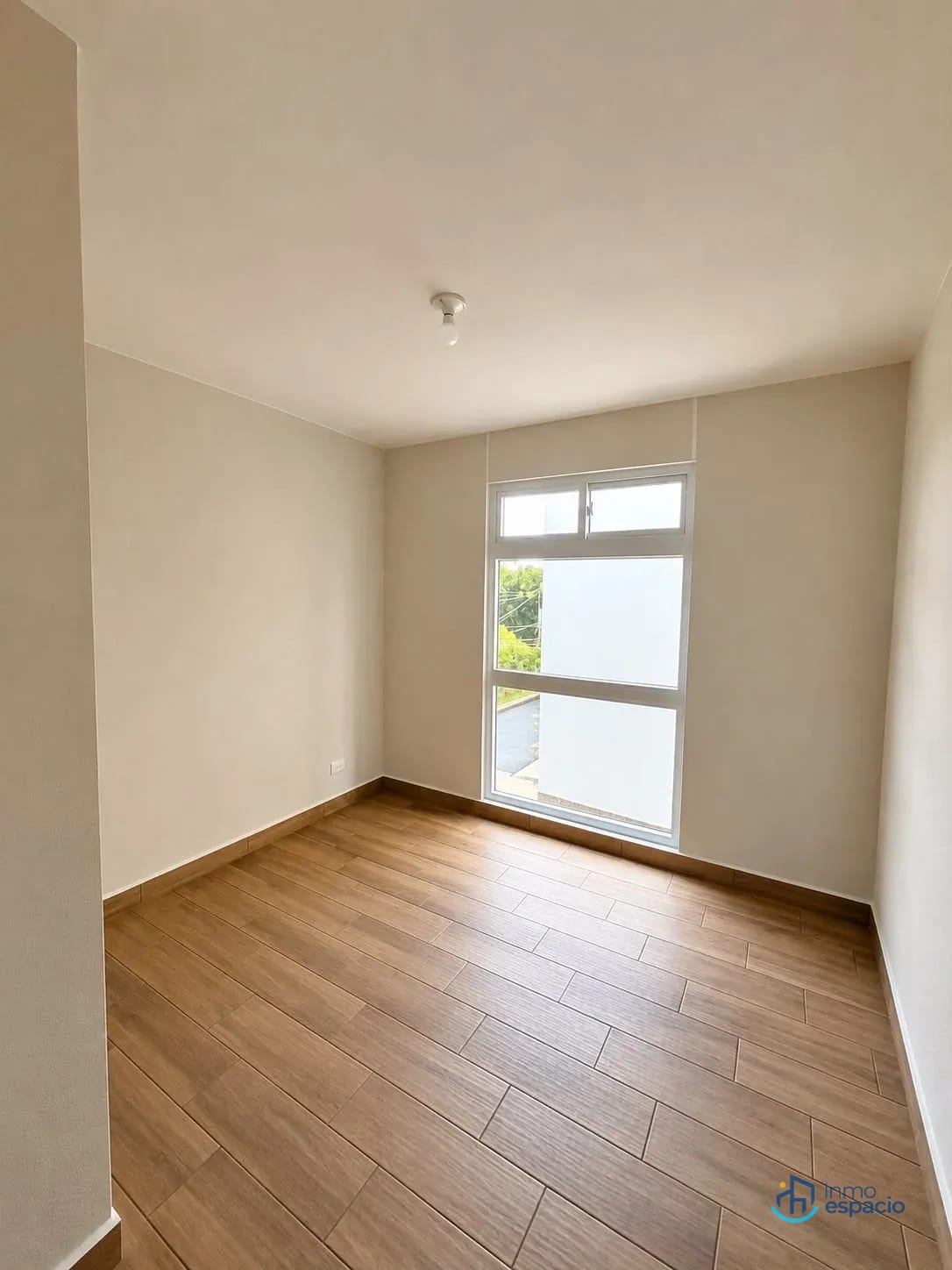 Apartamento en venta en Zona 16 — Apartamento en Venta en Lares 16, Zona 16, Guatemala, Ciudad — foto 7 de 9