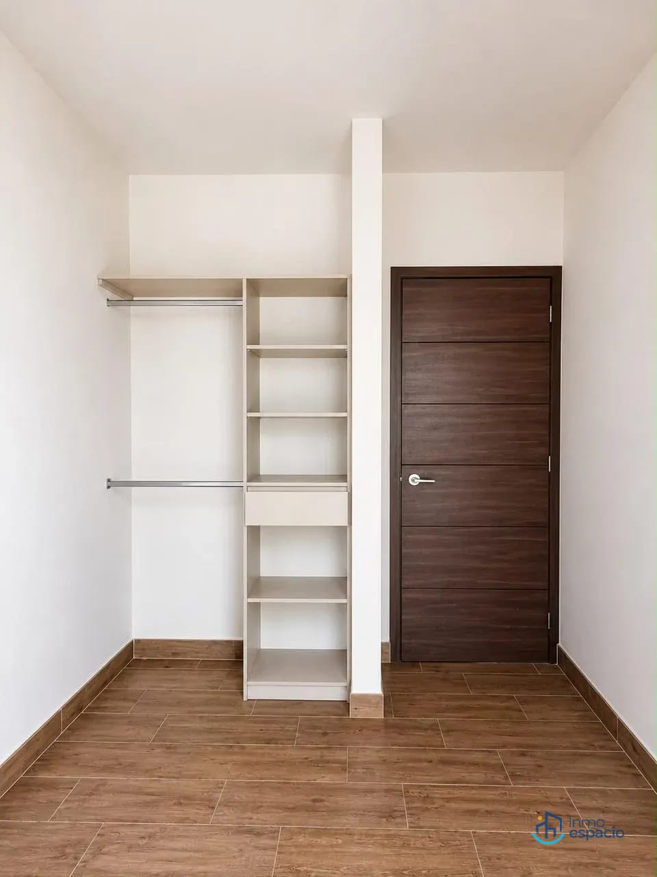 Apartamento en renta en Zona 4 — Apartamento en Alquiler en Modra, Zona 4, Guatemala, Ciudad — foto 6 de 8