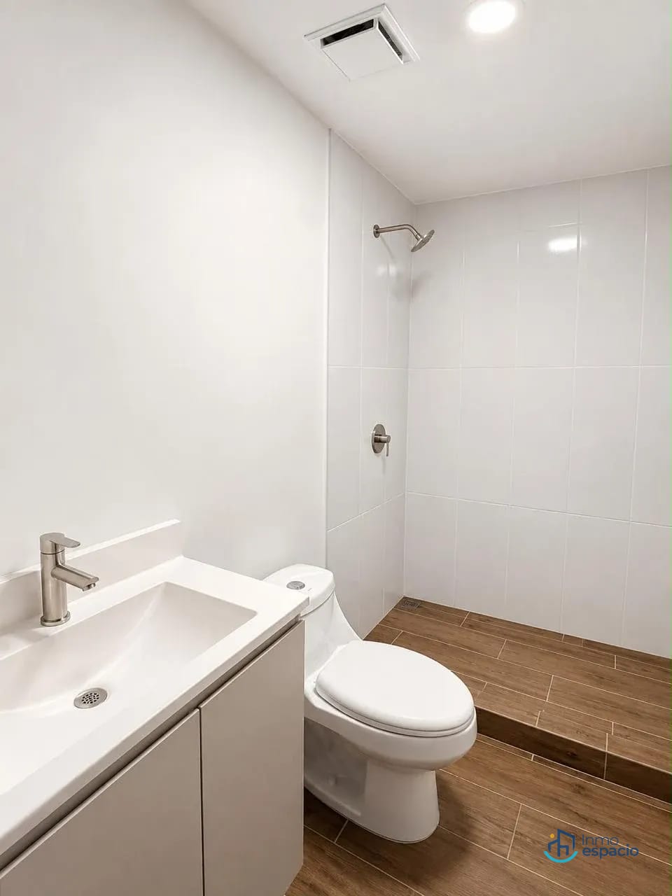 Apartamento en renta en Zona 4 — Apartamento en Alquiler en Modra, Zona 4, Guatemala, Ciudad — foto 8 de 8