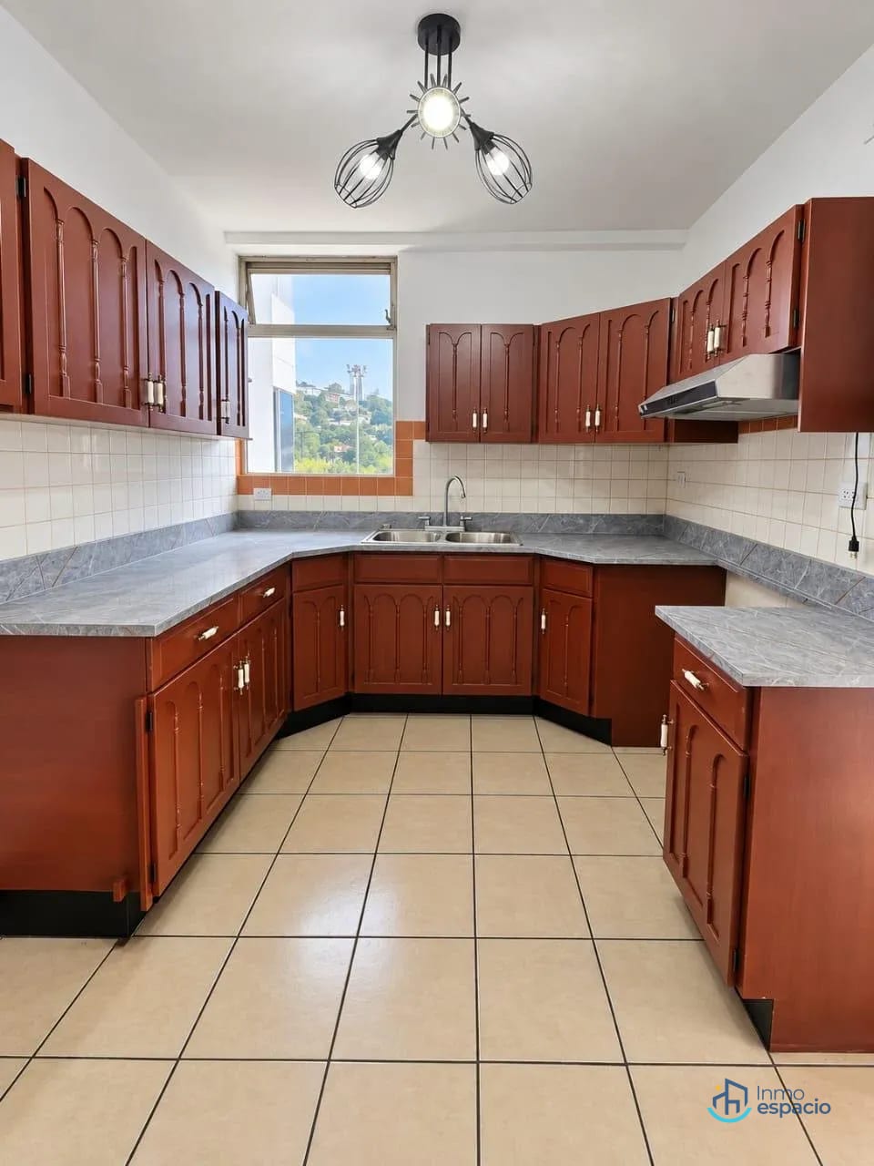 Apartamento en alquiler en Zona 15 — Apartamento en Alquiler en Zona 15, Guatemala, Ciudad — foto 3 de 9