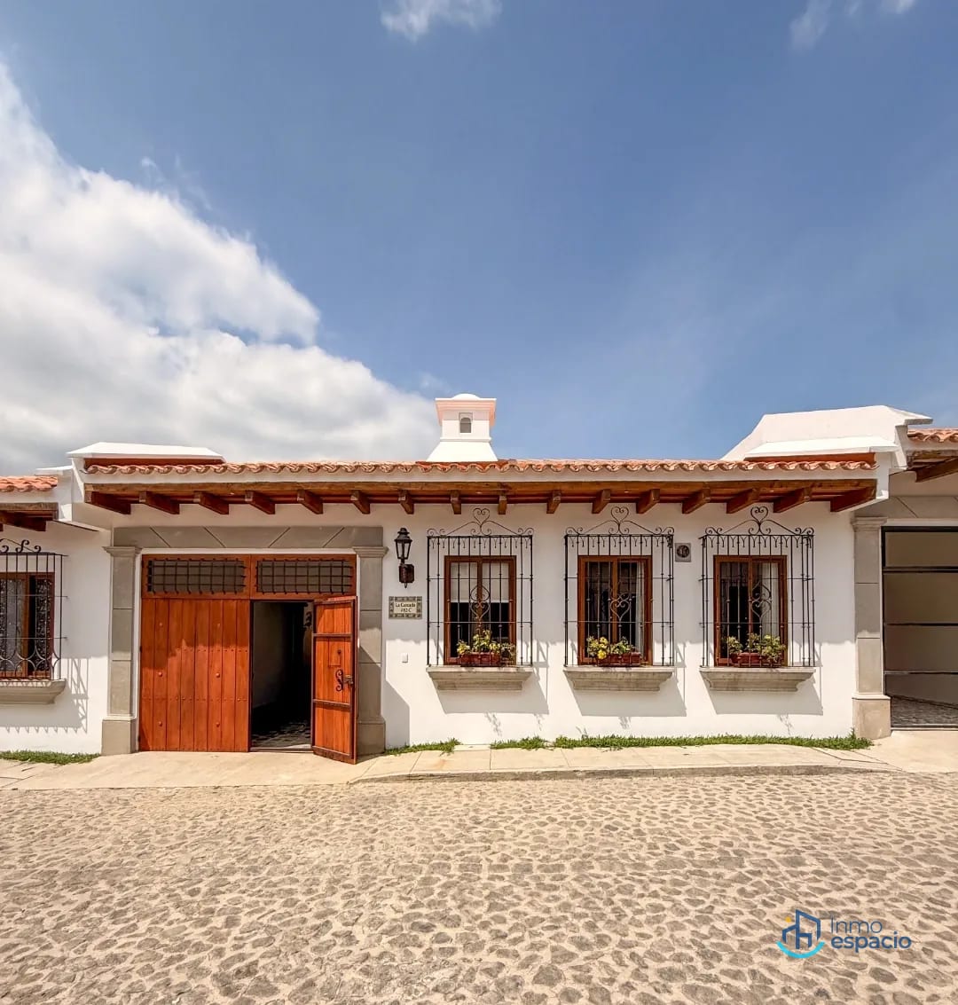 Casa en venta en Antigua Guatemala — Casa en Venta en Antigua, Sacatepéquez — foto 1 de 11