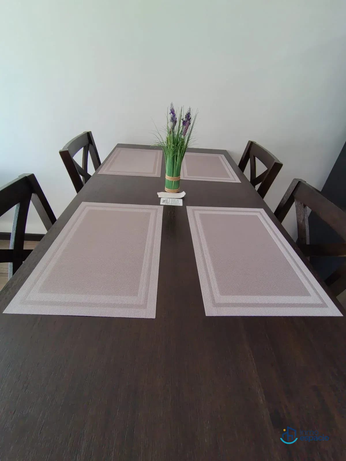 Apartamento amueblado en renta en Zona 12 — Apartamento en Alquiler en Petápolis, Zona 12, Guatemala, Ciudad — foto 7 de 12