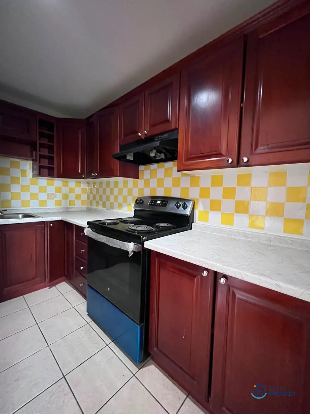 Apartamento en renta en Zona 14 — Apartamento en Alquiler en Santorini, Zona 14, Guatemala, Ciudad — foto 3 de 13