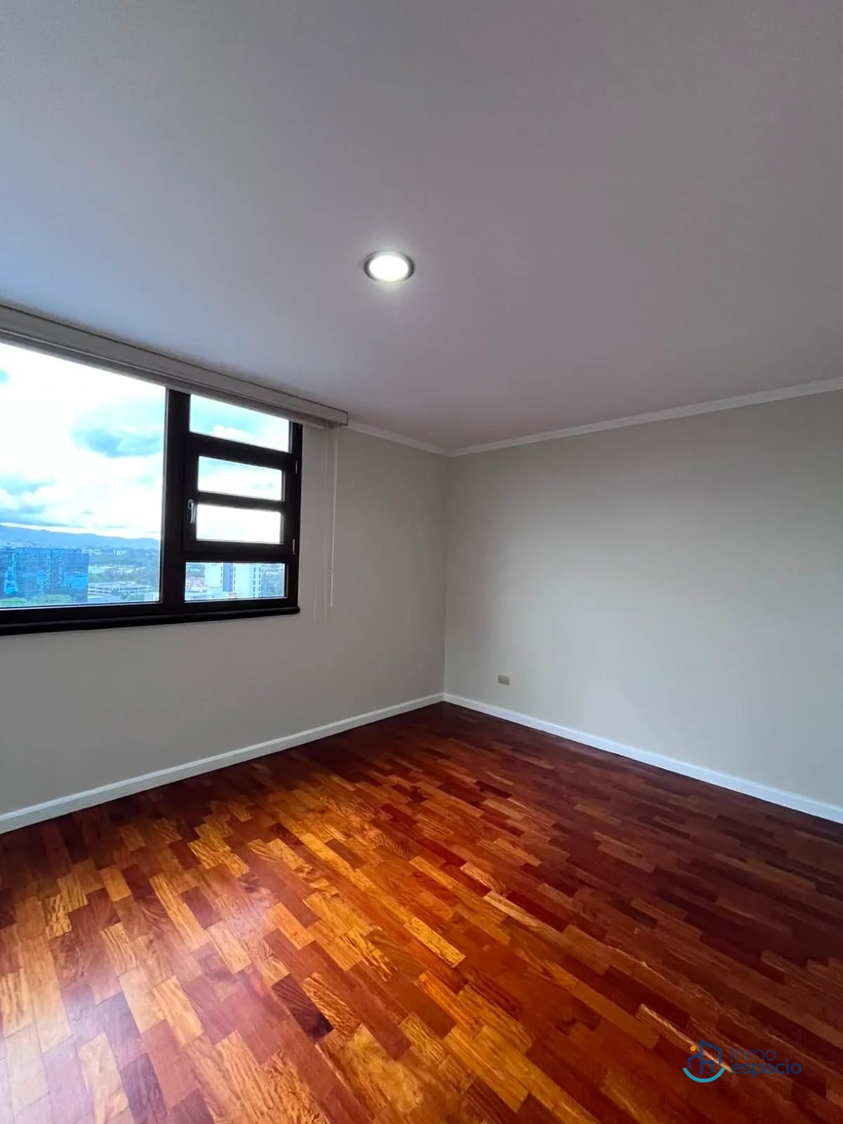 Apartamento en renta en Zona 14 — Apartamento en Alquiler en Santorini, Zona 14, Guatemala, Ciudad — foto 13 de 13