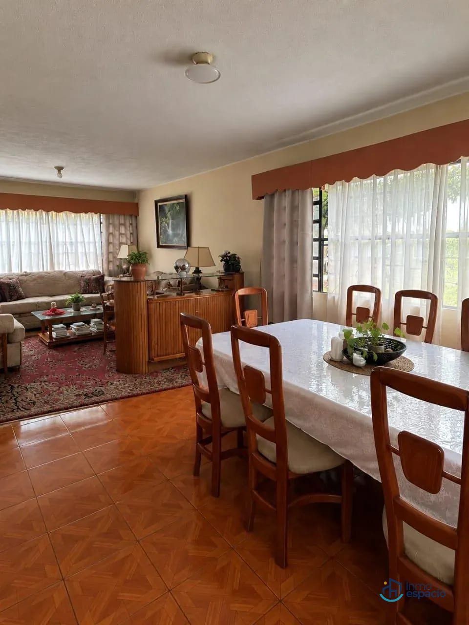 Casa en Venta en Zona 12 — Casa en Venta en Zona 12, Guatemala, Ciudad — foto 3 de 14