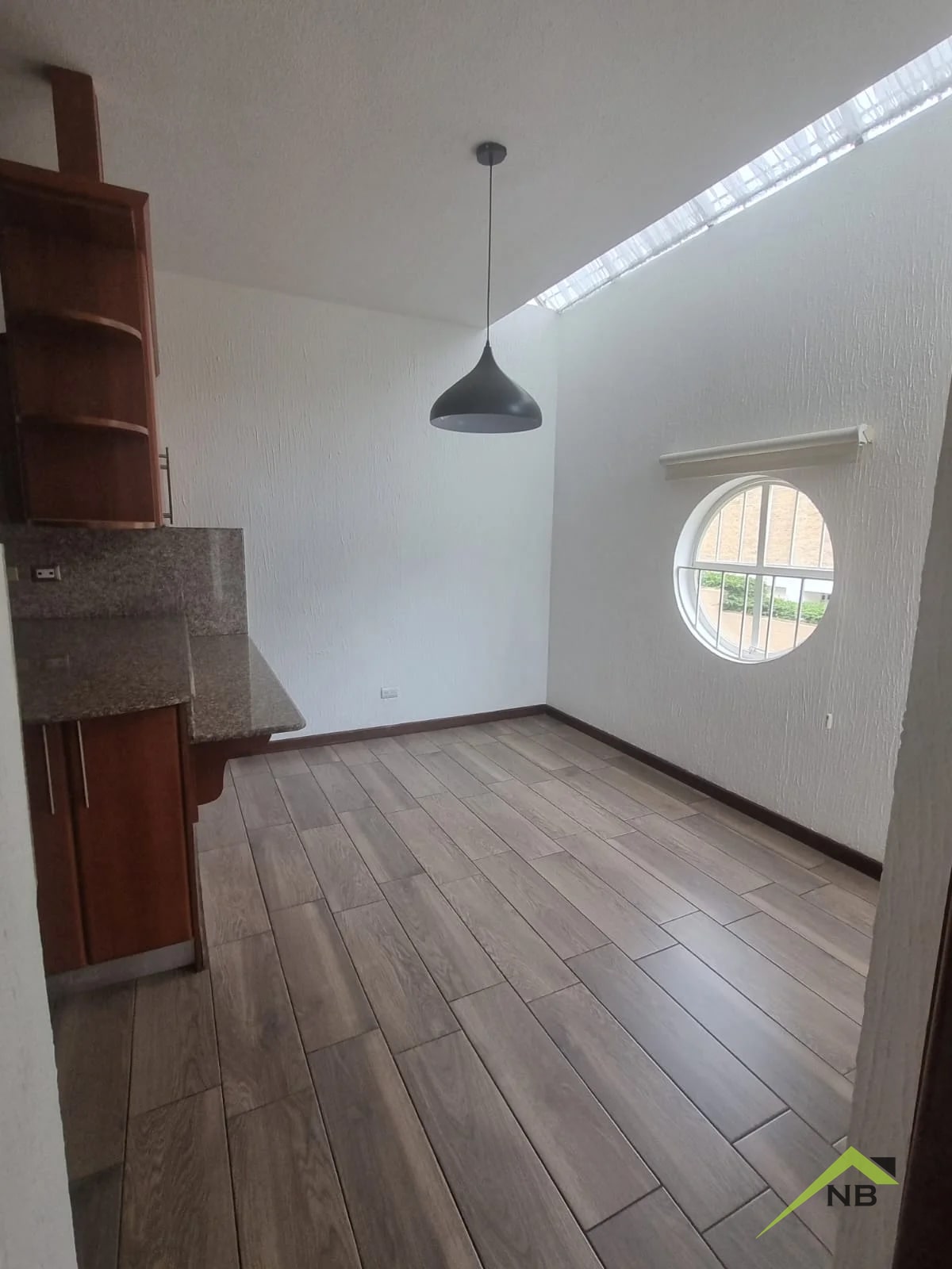 Casa de 3 niveles en Renta Elgin Zona 13 - 5