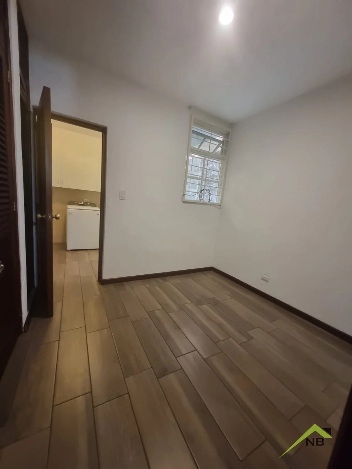 Casa de 3 niveles en Renta Elgin Zona 13 - 12