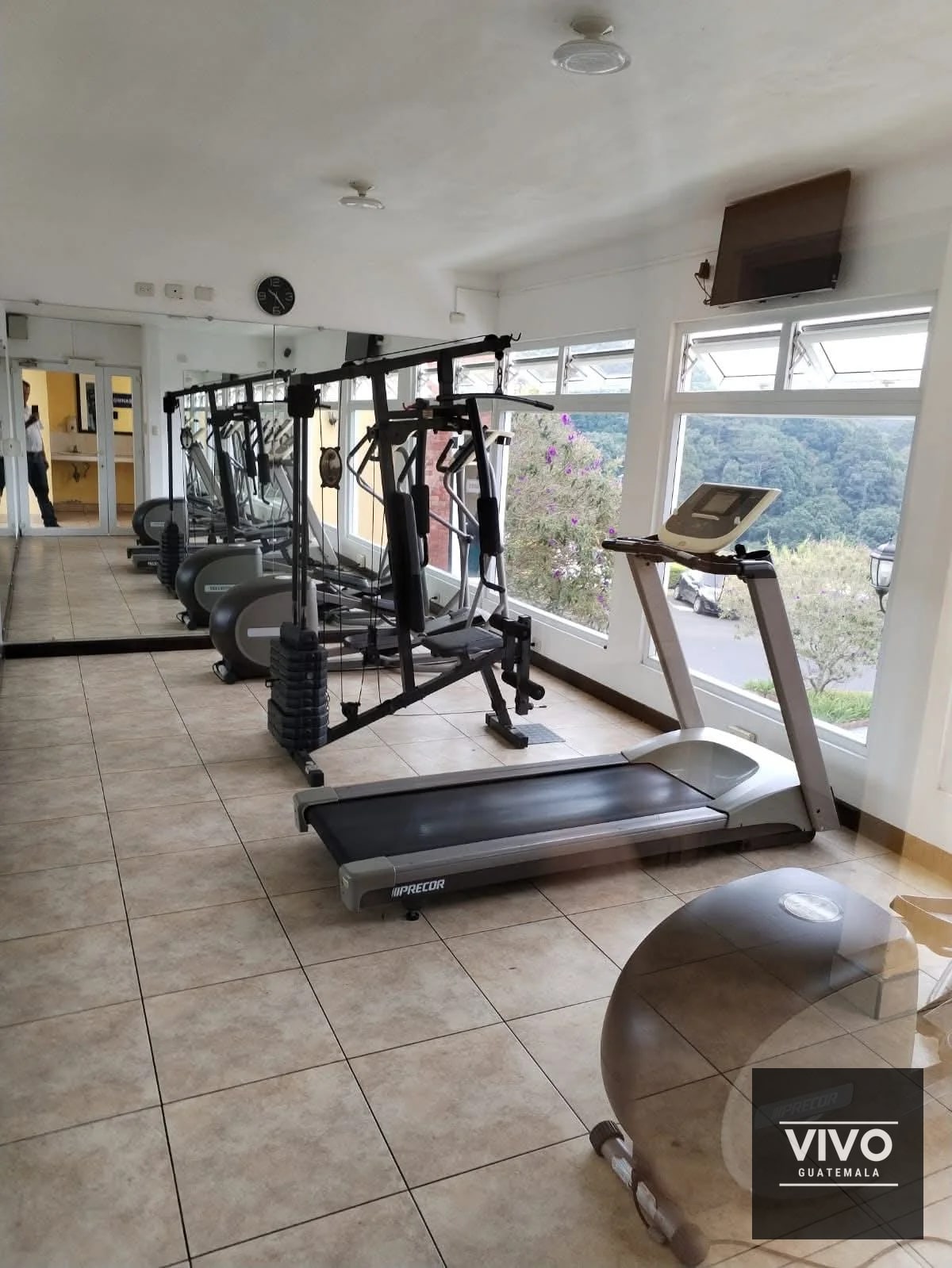 Se renta casa amoblada – Bosques de Arrazola, CAES Km 18.5 - 15
