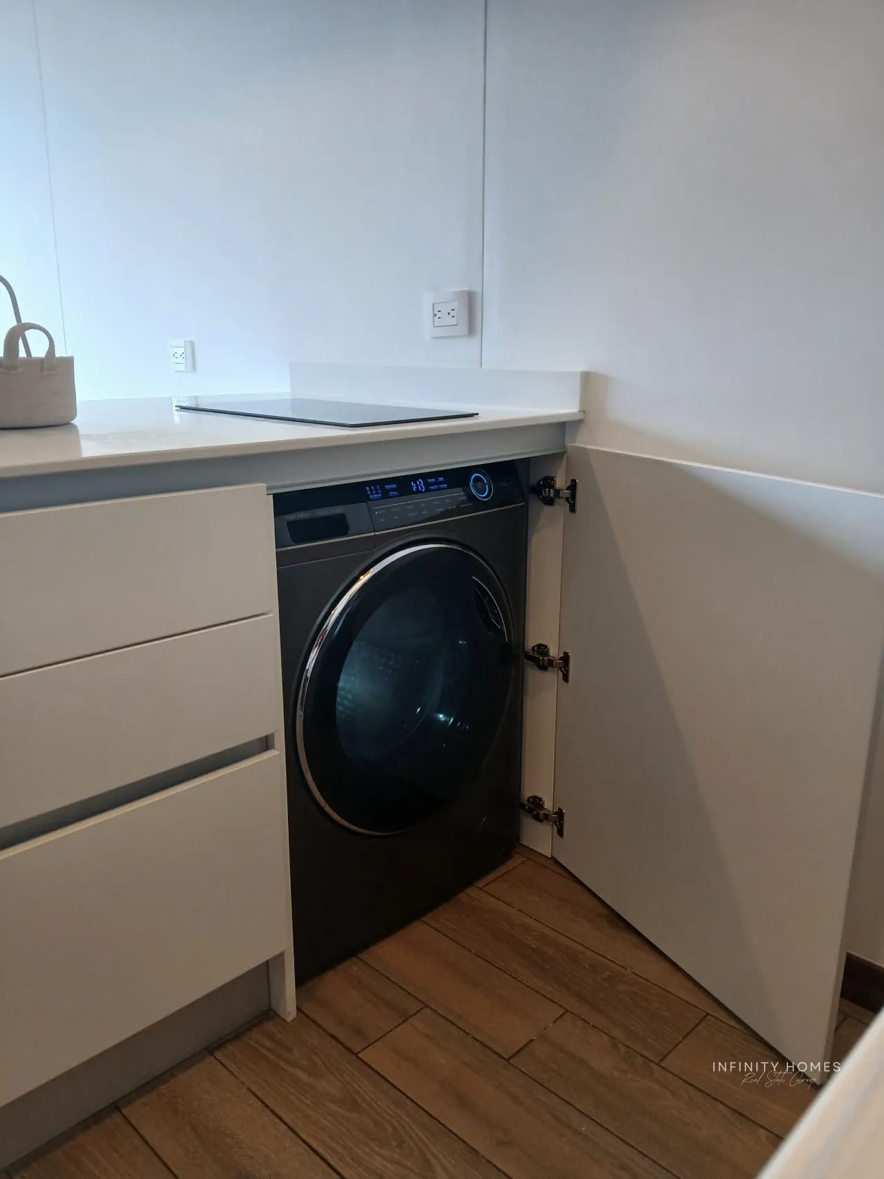 NARA CUATRO NORTE, ZONA 4 APARTAMENTO EN RENTA – — Apartamento en Alquiler en Inara Cuatro Norte, Zona 4, Guatemala, Ciudad — foto 12 de 17
