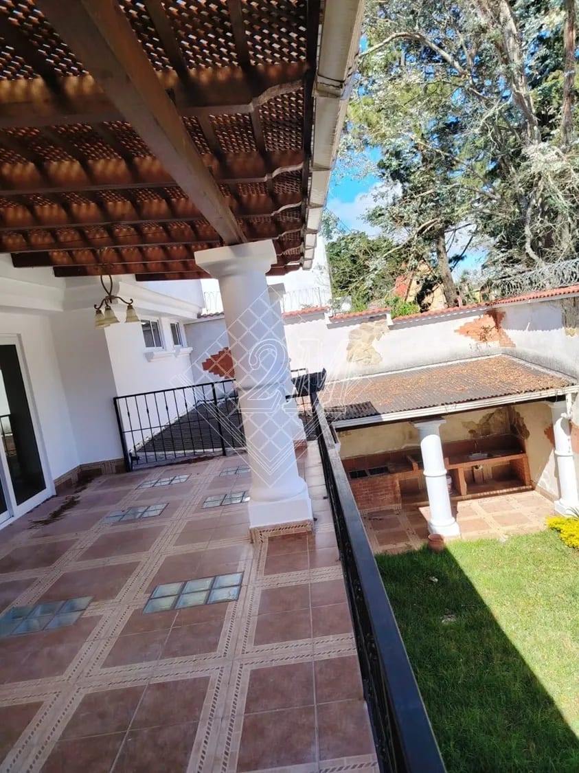 CAES KM 19.4, VILLAS EL PINAR, ATRÁS DE STARBUCKS, FRAIJANES, CASA EN VENTA — Casa en Venta en Villas del Pinar, Carretera a El Salvador, Guatemala, Ciudad — foto 14 de 15