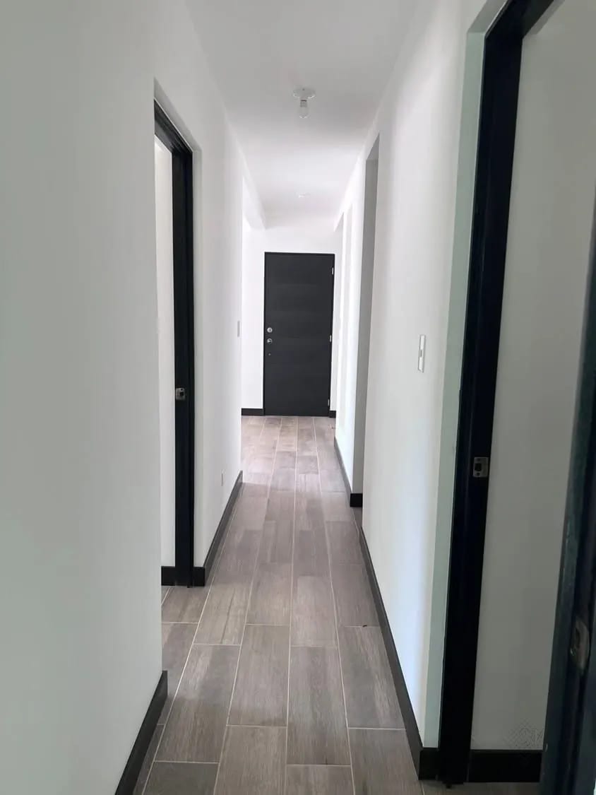 CAÑADAS DE CHOACORRAL ZONA 4, SAN LUCAS SACATEPÉQUEZ, VENDO BONITO APARTAMENTO, UBICADO EN EL PRIMER NIVEL — Apartamento en Venta en San Lucas Sacatepéquez, Sacatepéquez — foto 3 de 8