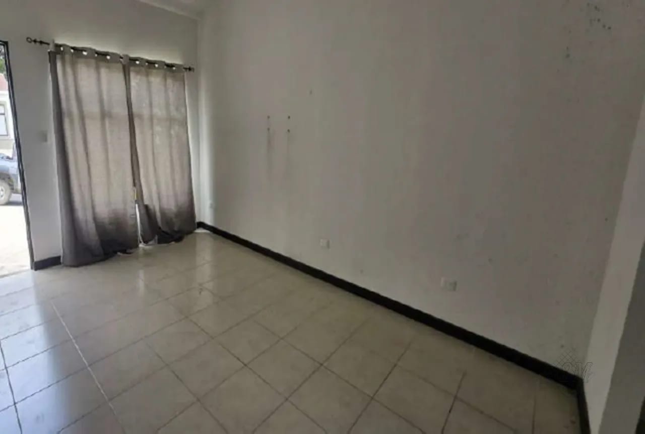 SENDEROS DE MONTECRISTO ALDEA EL PLANTAR SAN JOSE PINULA, VENDO BONITA CASA — Casa en Venta en San José Pinula, Guatemala, Ciudad — foto 4 de 11