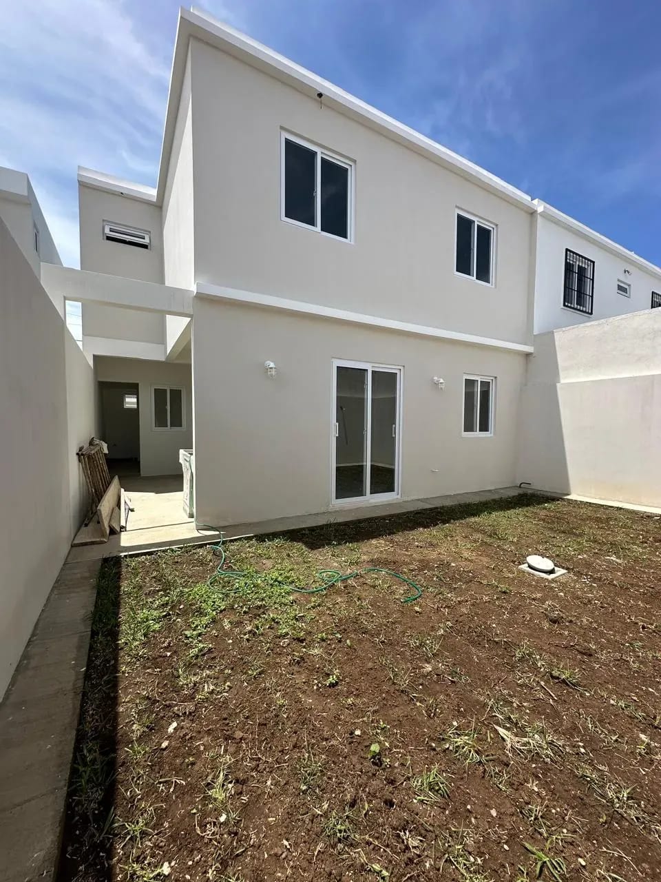 KM.20 CARRETERA A SAN JOSÉ PINULA, CONDOMINIO LO DE VALDEZ PROPIEDAD EN VENTA — Casa en Venta en San José Pinula, Guatemala, Ciudad — foto 11 de 12