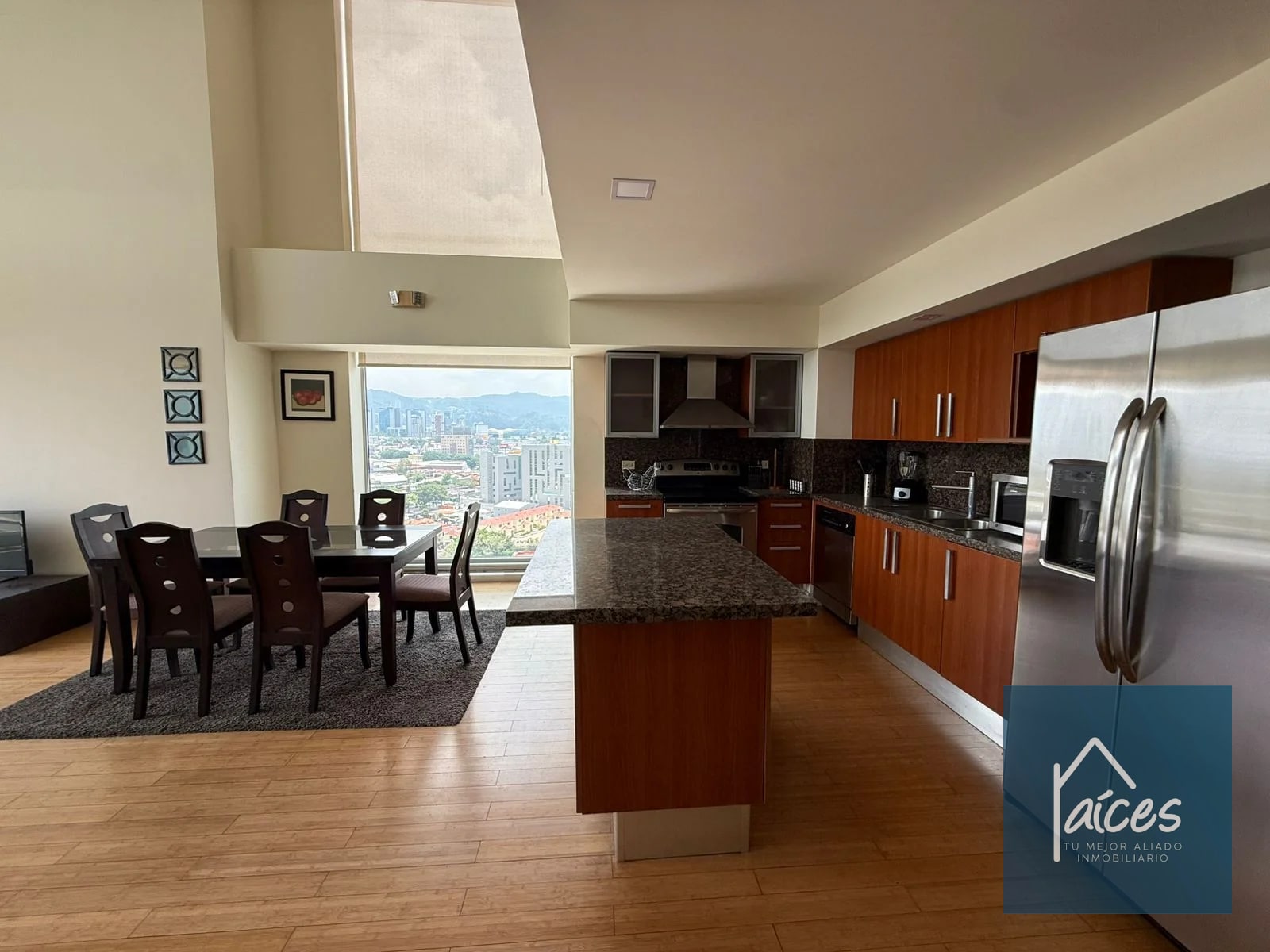 Apartamento en renta ATRIUM Zona 10 (D) - 5