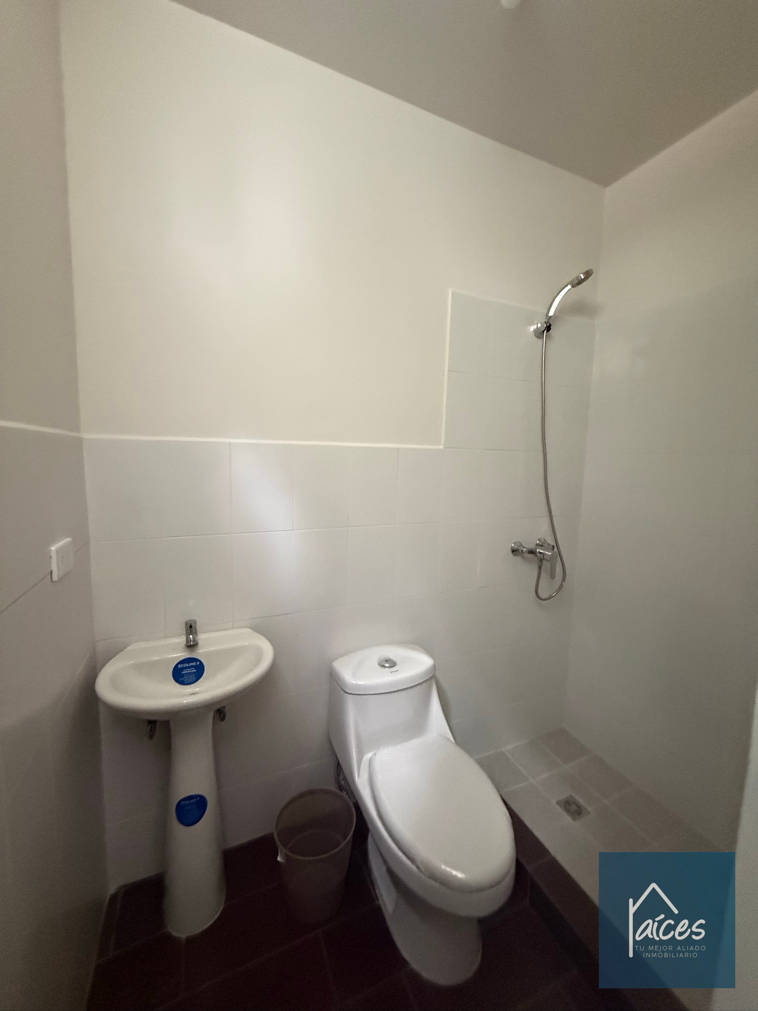Casa en venta CAES Km. 14 CASA GIARDINI (D) — Casa en Venta en Carretera a El Salvador, Guatemala, Ciudad — foto 5 de 16