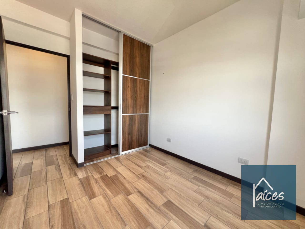 Apartamento en Renta TORRE PAMPLONA 1a CALLE Zona 13 (D) — Apartamento en Alquiler en Torre Pamplona 1ra Calle, Zona 13, Guatemala, Ciudad — foto 15 de 17