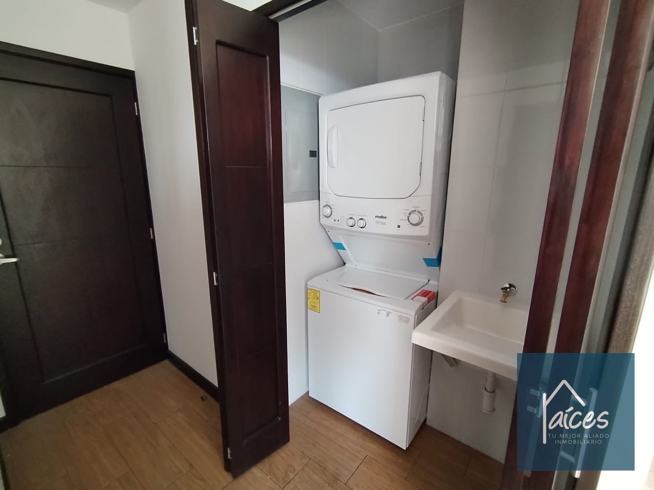 Apartamento en renta TORRE PRAGA Zona 15 (D) — Apartamento en Alquiler en Zona 15, Guatemala, Ciudad — foto 4 de 9