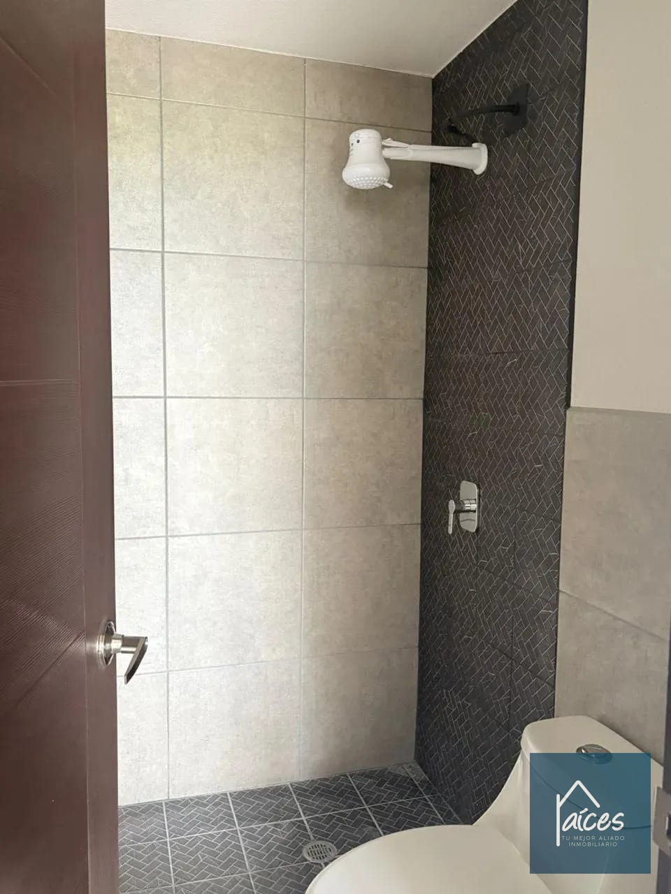 Apartamento en Renta INITI cerca de Colegios Liceo Javier y Monte María — Apartamento en Alquiler en Zona 12, Guatemala, Ciudad — foto 11 de 17
