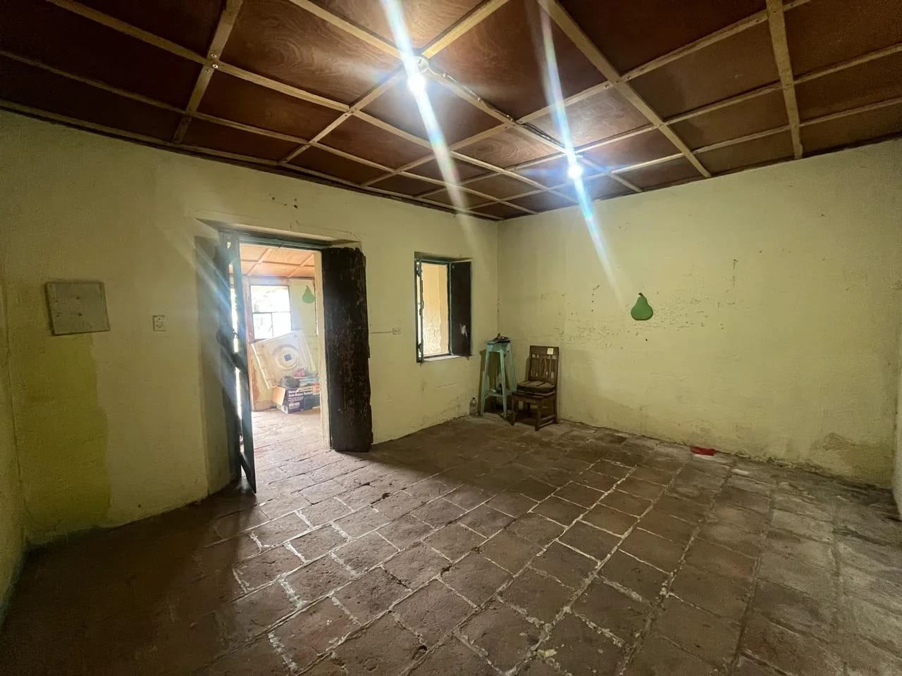 Casa a la Venta en Mixco, Guatemala — Casa en Venta en Zona 10 Mixco, Guatemala, Ciudad — foto 2 de 3