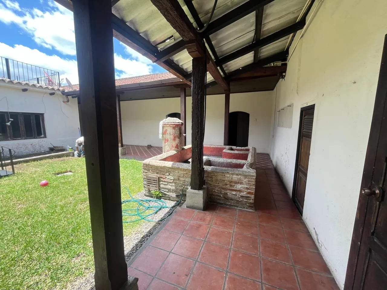 Casa Comercial en Renta en el Centro de Antigua — Casa en Alquiler en Antigua, Sacatepéquez — foto 1 de 6
