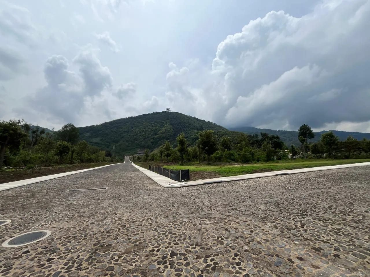 Oportunidad de Negocio en Venta Cerca del Calvario, la Antigua G — Terreno en Venta en Antigua, Sacatepéquez — foto 4 de 5