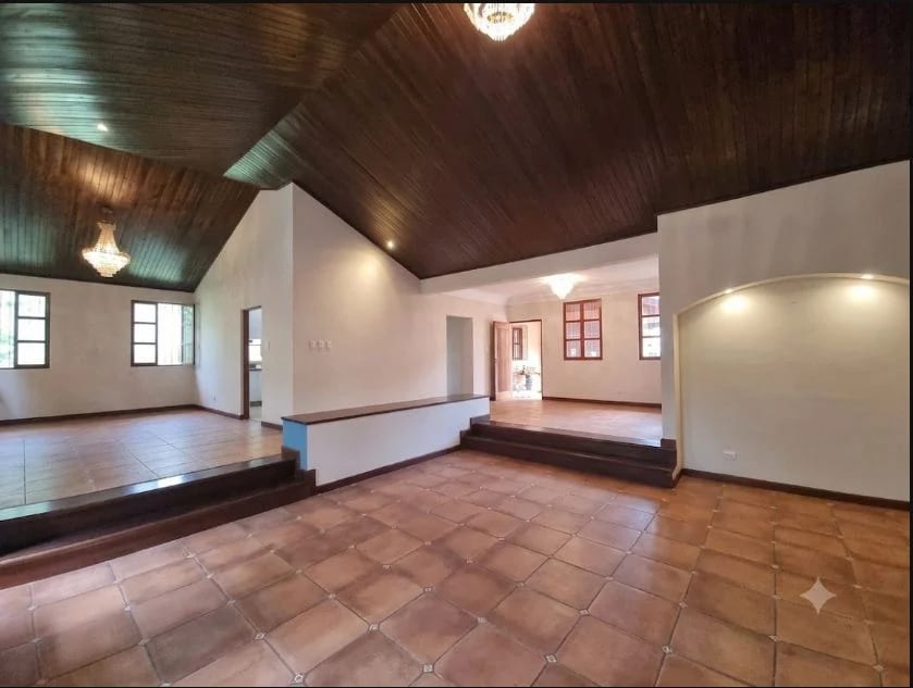 Casa en Venta en el Centro Antigua — Casa en Venta en Antigua, Sacatepéquez — foto 1 de 5