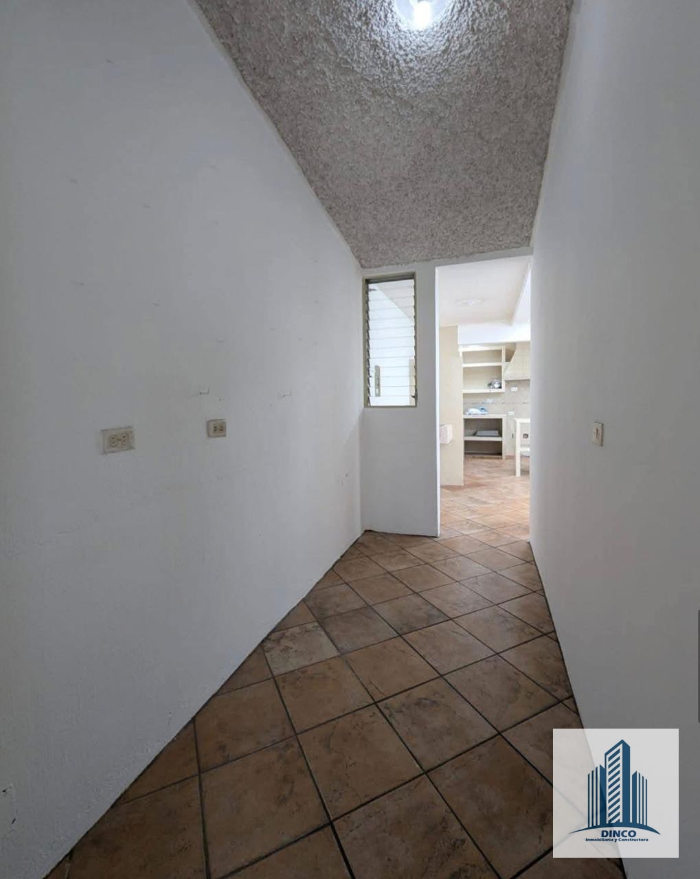 Alquilo Casa de Un Nivel en Residenciales V Zona 11 - 4