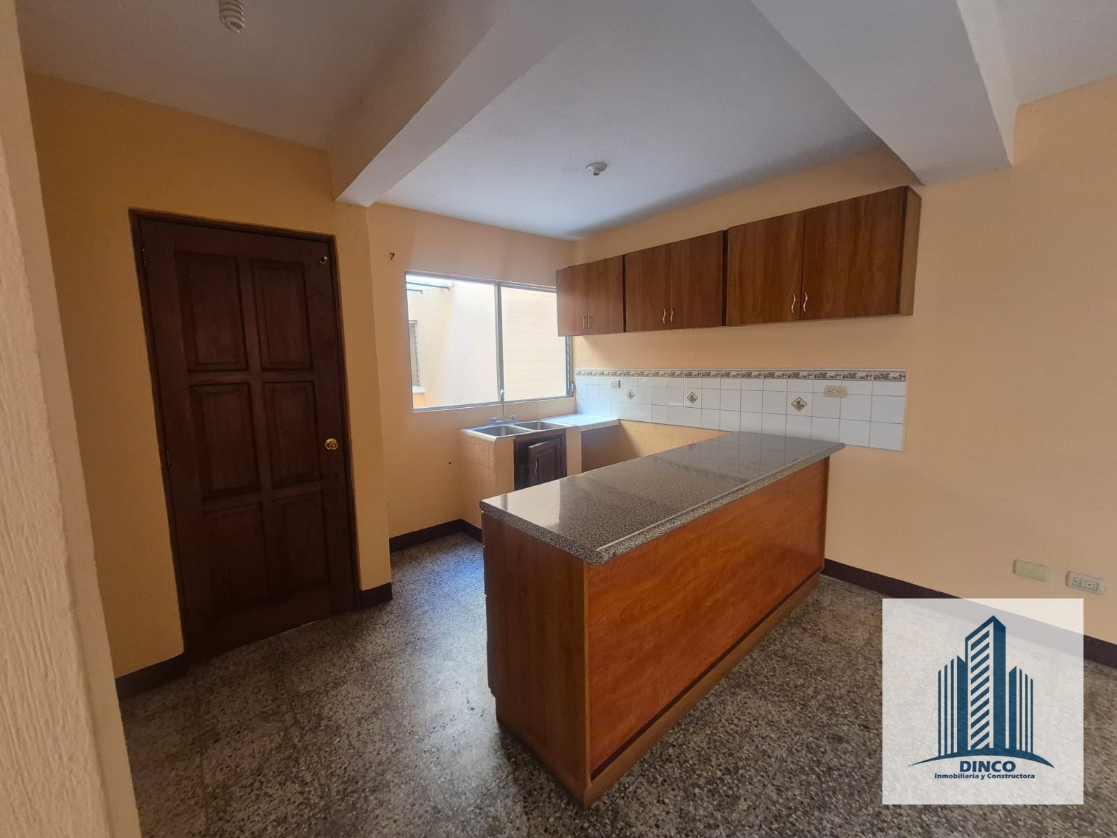 Vendo Casa en San Cristóbal Orquídeas Sector A1 - 2
