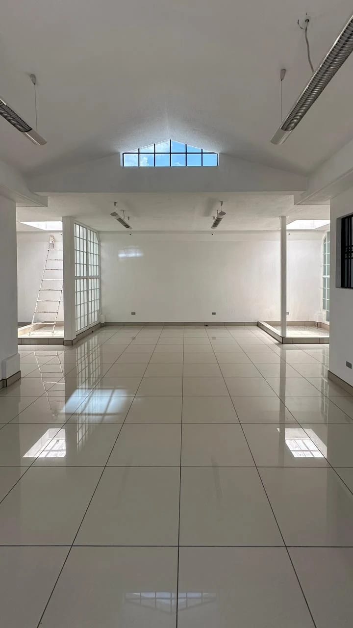 EDIFICIO CORPORATIVO EN VENTA — Edificio en Venta en Vistas de la floresta, Zona 4 Mixco, Guatemala, Ciudad — foto 11 de 17