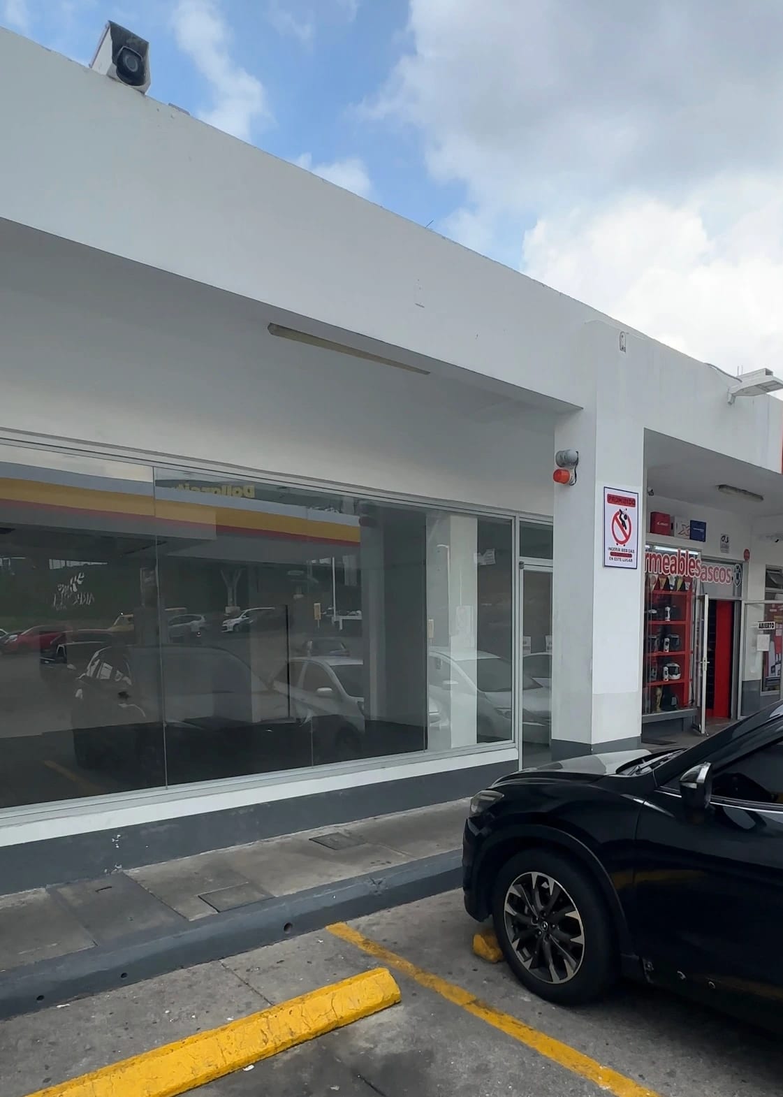LOCAL COMERCIAL EN RENTA – SHELL EL NARANJO, ZONA 11 DE MIXCO — Local en Alquiler en Zona 11 Mixco, Guatemala, Ciudad — foto 1 de 11