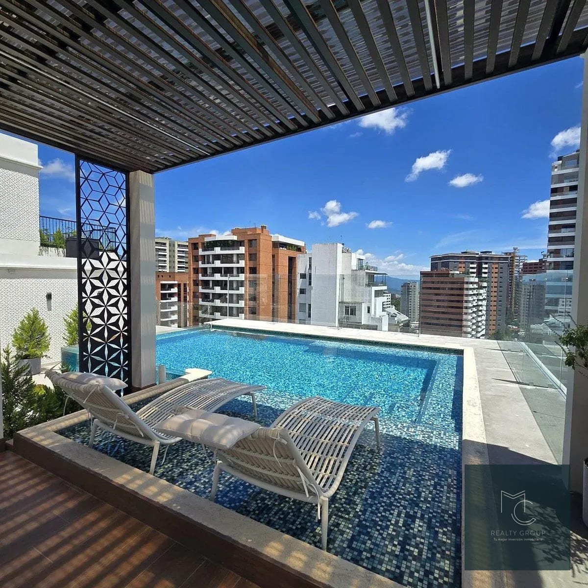 Apartamento en RENTA y VENTA / Torre Ferrán Zona 14 — Apartamento en Alquiler en Zona 14, Guatemala, Ciudad — foto 11 de 11