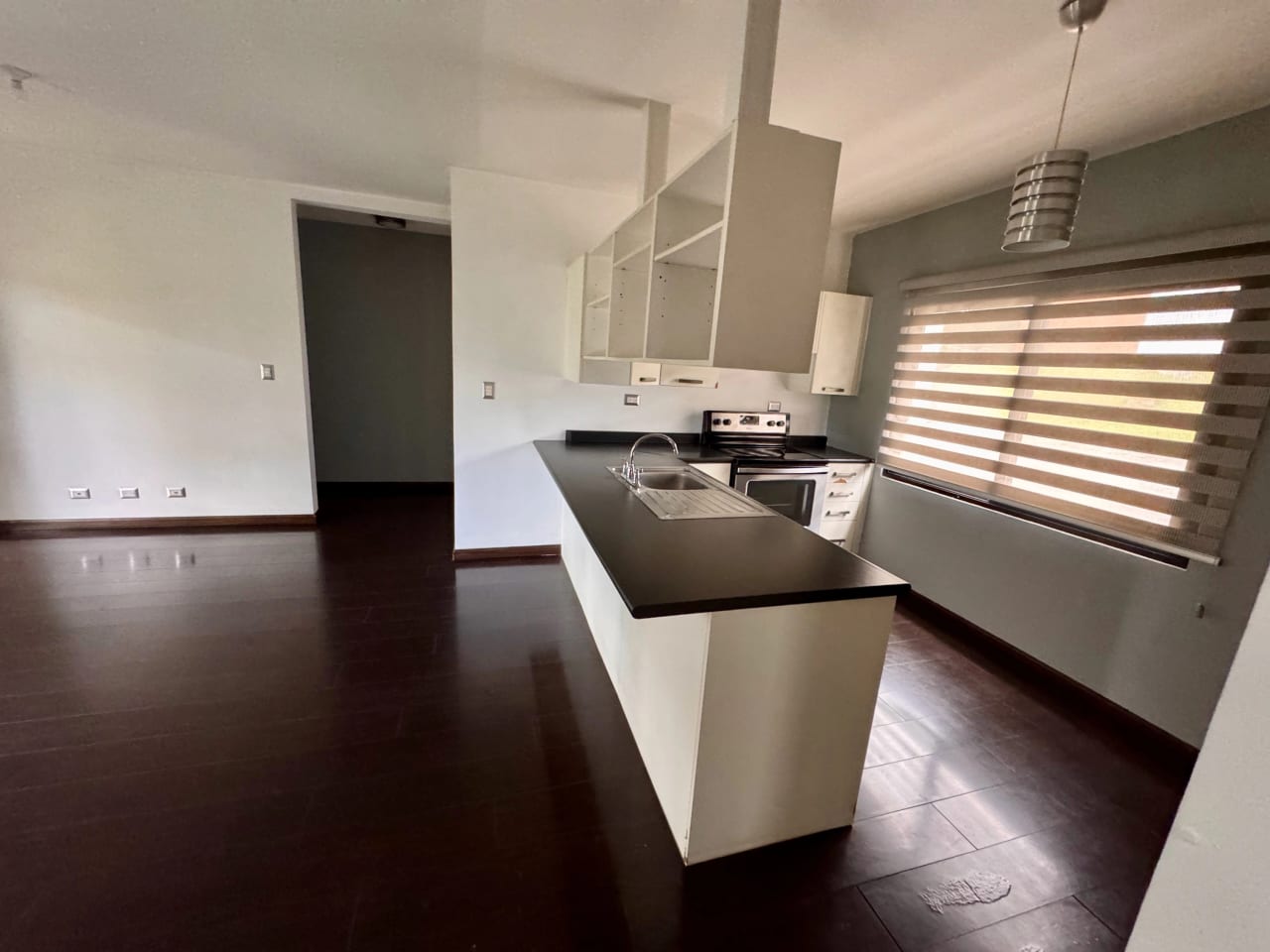Lindo Apartamento en Alquiler zona 16 — Apartamento en Alquiler en Vista Hermosa IV, Zona 16, Guatemala, Ciudad — foto 3 de 12