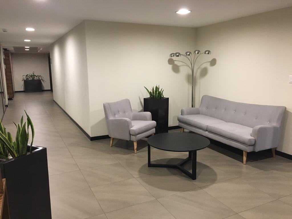 Amplio apartamento en renta zona 9 — Apartamento en Alquiler en Torre Barcelona, Zona 9, Guatemala, Ciudad — foto 6 de 17