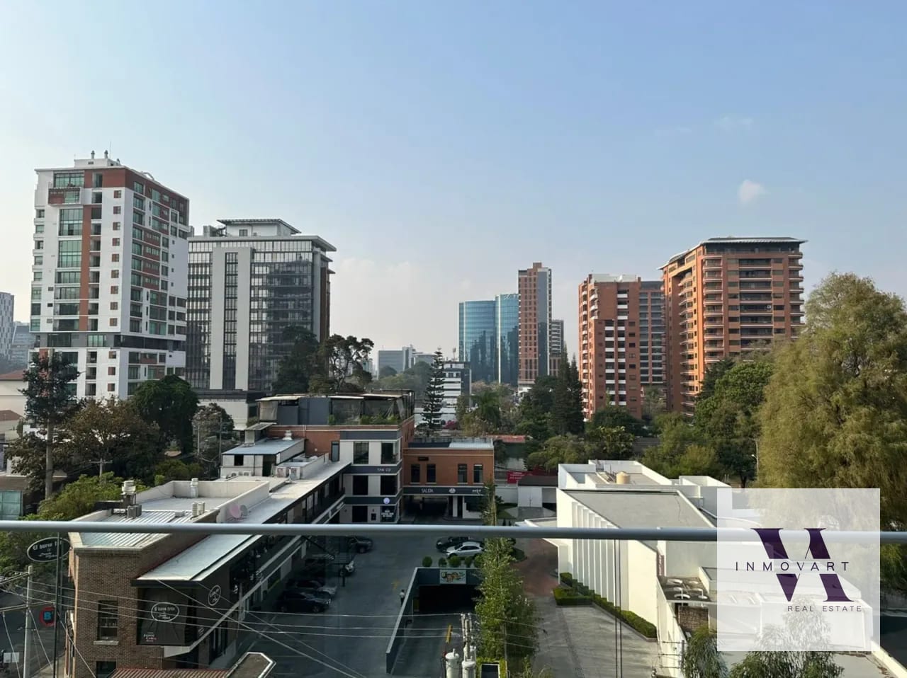 Oficina en Renta Edificio Vasanta zona 10 (copia) — Oficina en Alquiler en Vasanta, Zona 10, Guatemala, Ciudad — foto 1 de 8
