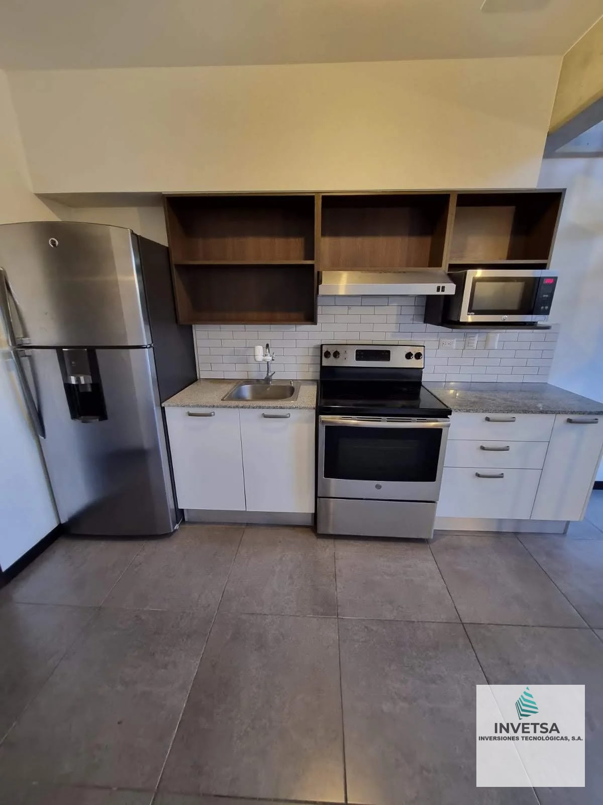 APARTAMENTO TIPO LOFT EN VENTA ZONA 10 FABRA - 7