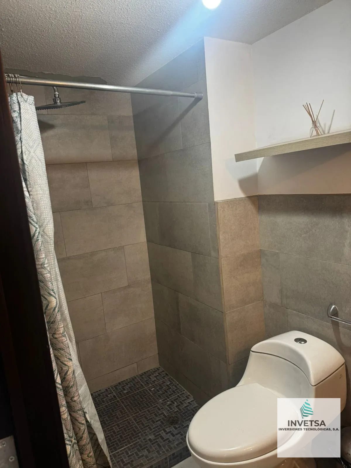 CONDADO CATORCE ZONA 14 LA VILLA APARTAMENTO AMUEBLADO (copia) — Apartamento en Alquiler en La Villa, Zona 4, Guatemala, Ciudad — foto 8 de 15