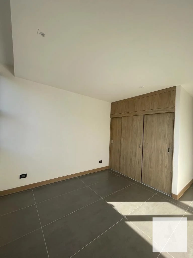 Apartamento contemporáneo - Vertic, zona 14 — Apartamento en Alquiler en Vertic, Zona 14, Guatemala, Ciudad — foto 9 de 14