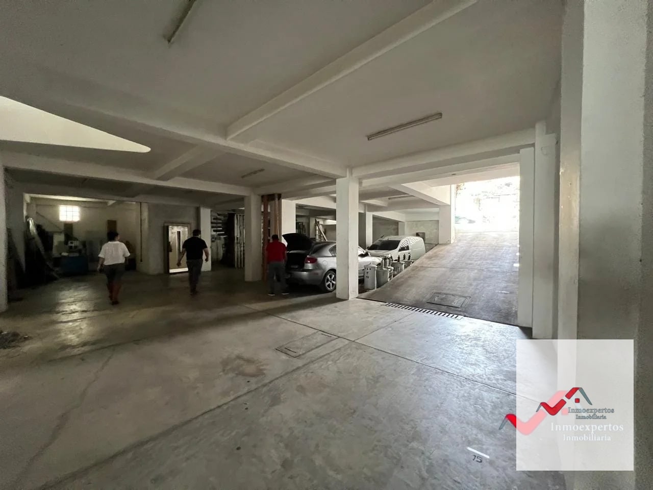 EDIFICIO EN RENTA – CALZADA ROOSEVELT ZONA 1 MIXCO — Edificio en Alquiler en Zona 1 Mixco, Guatemala, Ciudad — foto 10 de 17