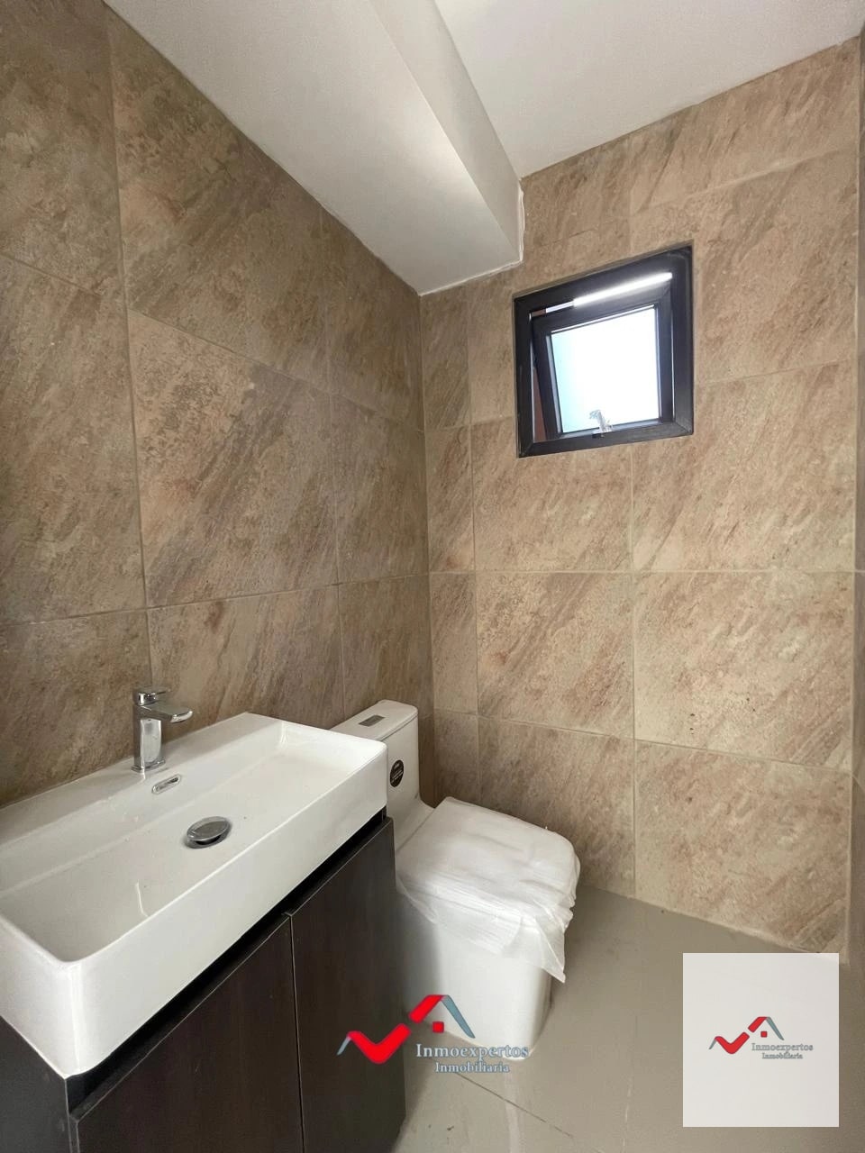 CASA EN VENTA EN ZONA 16 — Casa en Venta en Zona 16, Guatemala, Ciudad — foto 5 de 17